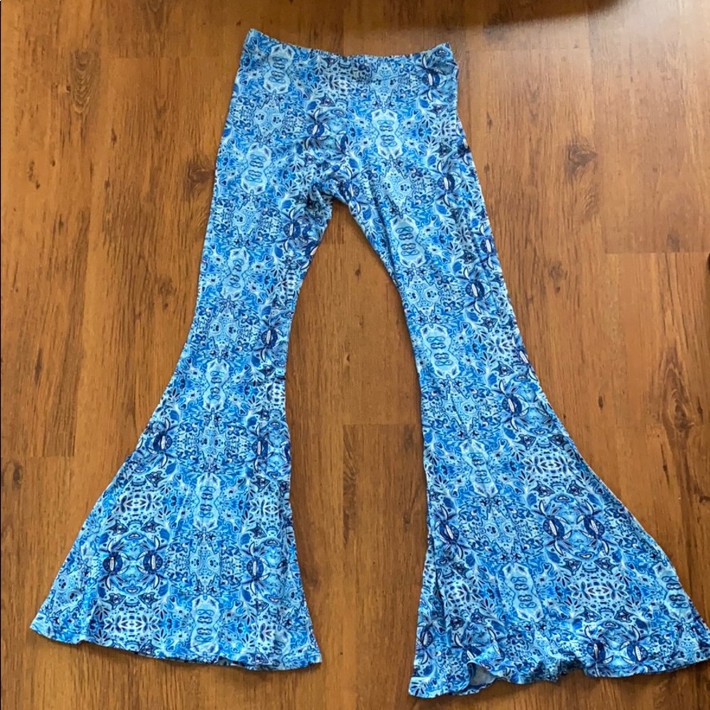 Altar’d State floral blue flowy pants.
